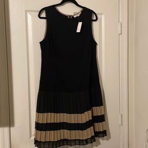 NWT Loft Size 18 Black and Tan Pleated Drop Waist Dress